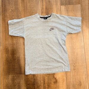 Nike Men’s Heather Gray Short Sleeve Tee with Chest Logo